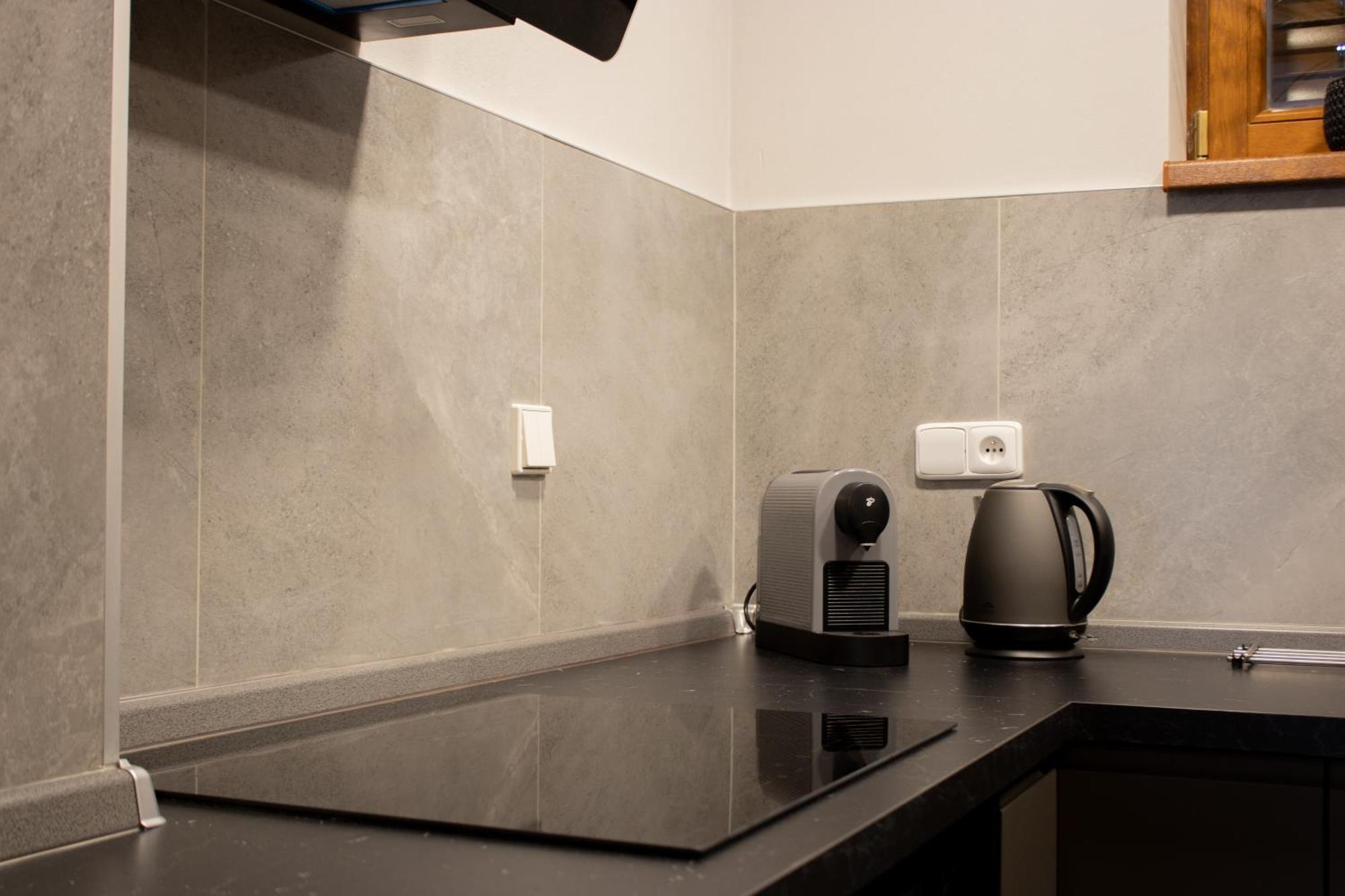 Apartman U Lesa Nove Jirny Ngoại thất bức ảnh